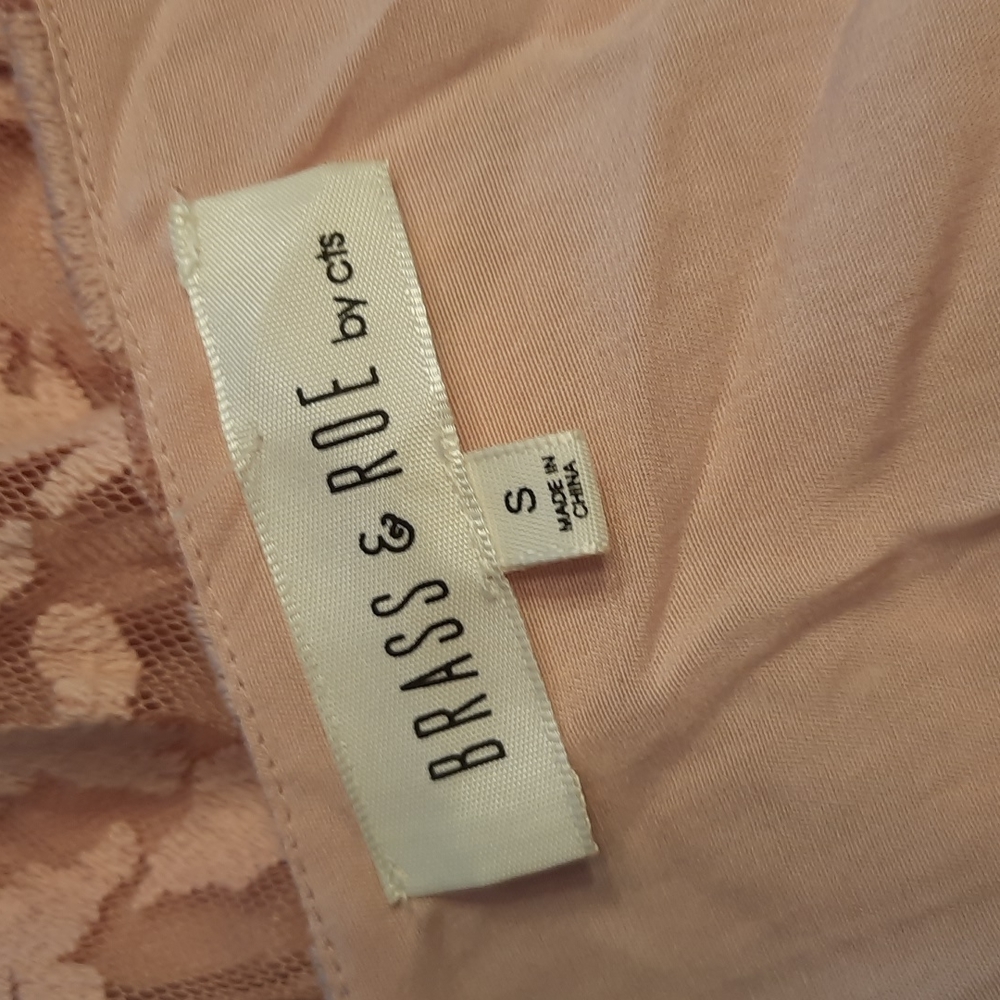 Brass & Roe by CTS lace dress - Picture 11 of 12